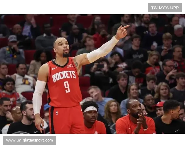 乌度卡确认芬尼史密斯复出,盛赞其沟通能力与多面性 乌度卡确认芬尼史密斯复出,盛赞其沟通能力与多面性